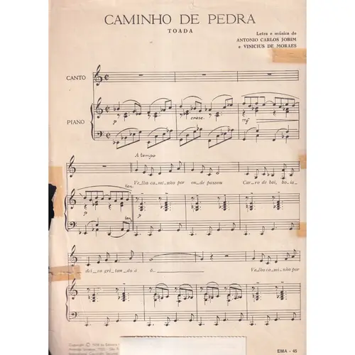 Caminho De Pedra